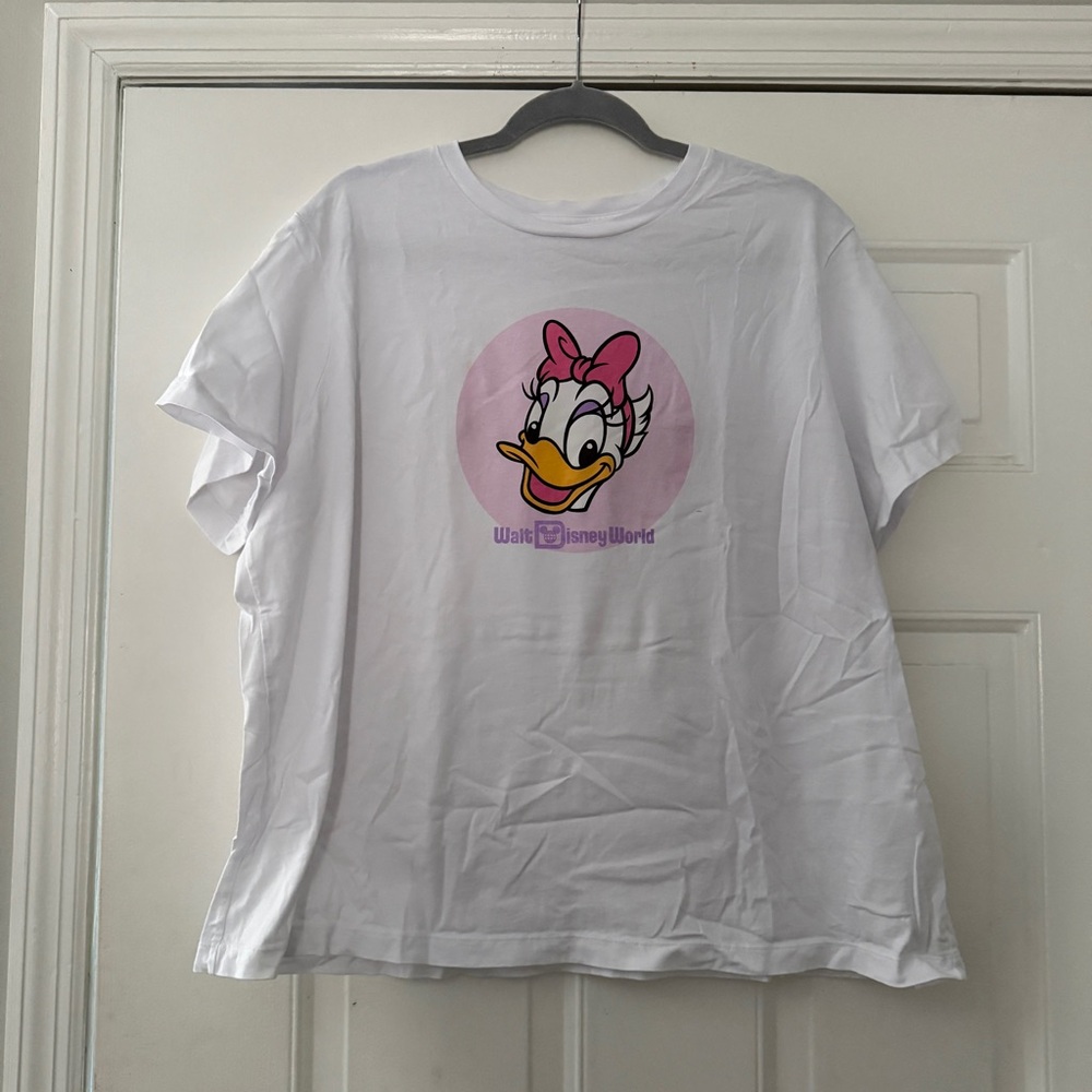 Walt Disney World Parks Daisy Duck T-Shirt White Pink XL